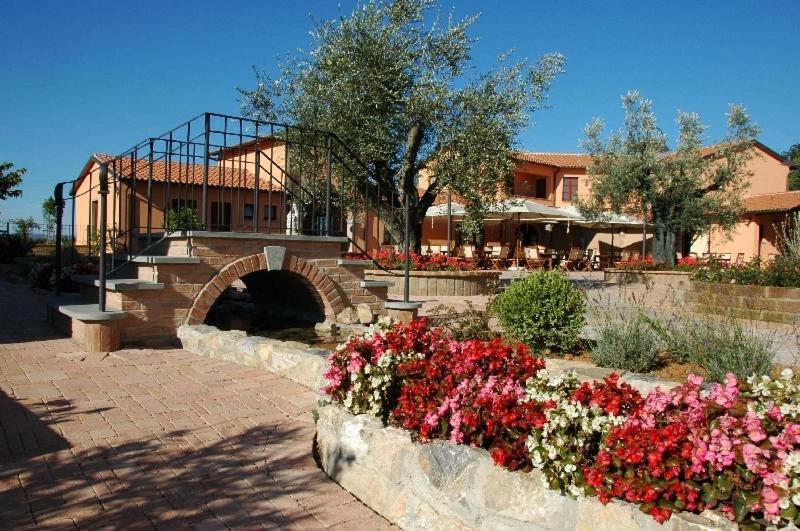 Villaggio Turistico Airone Риоторто Экстерьер фото
