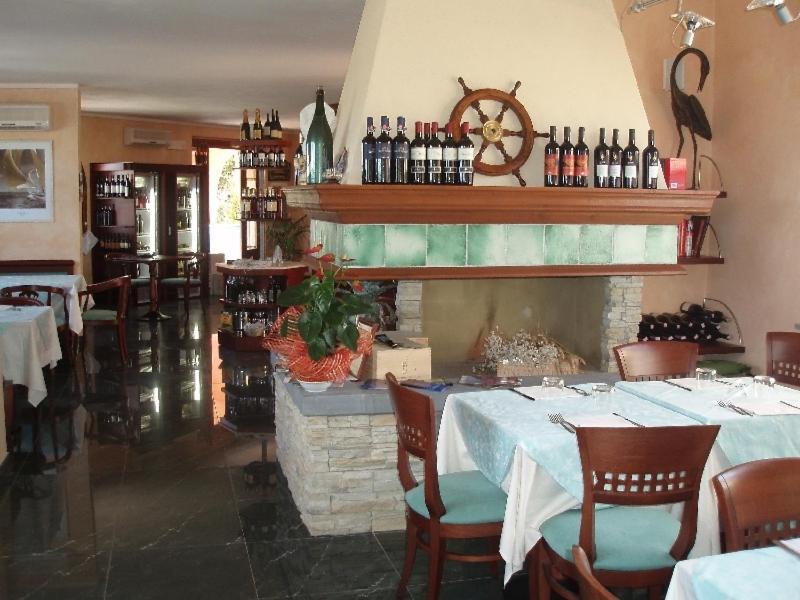 Villaggio Turistico Airone Риоторто Экстерьер фото